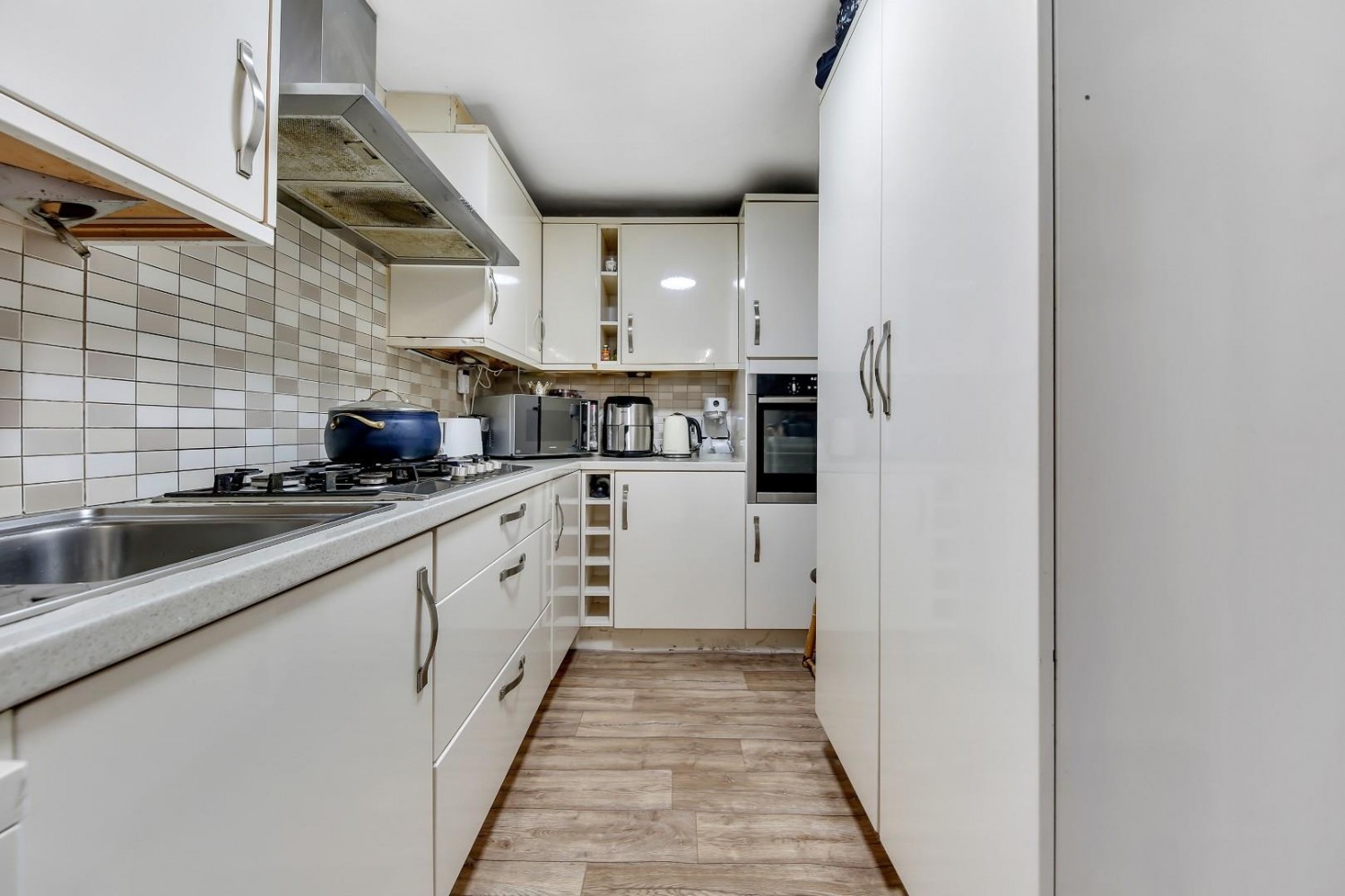 Chadwell Avenue, Chadwell Heath, RM6
