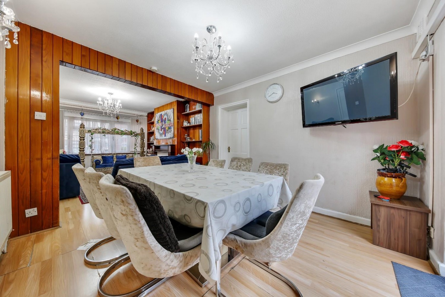 Chadwell Avenue, Chadwell Heath, RM6