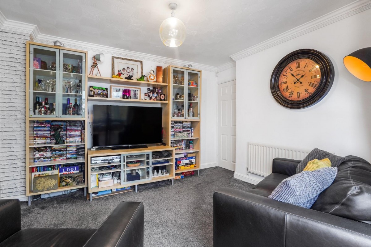 Wike Ridge Avenue, Leeds