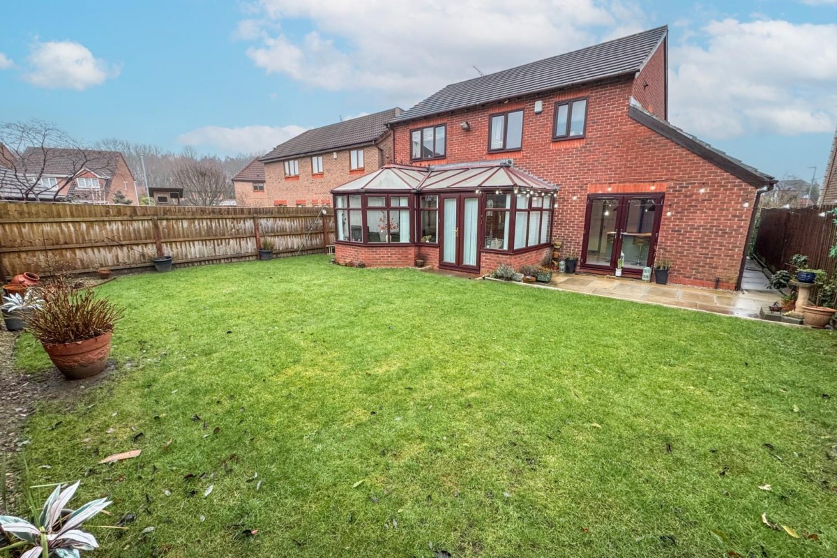 Wike Ridge Avenue, Leeds