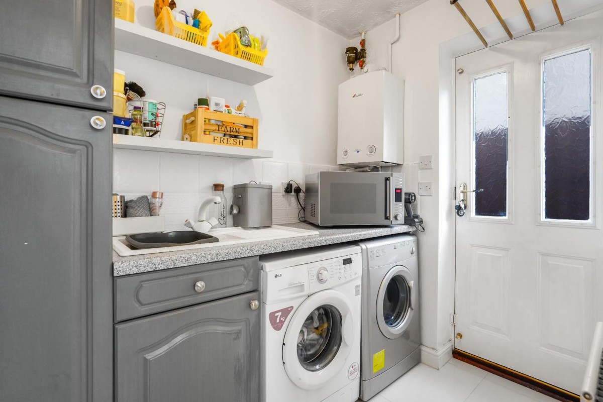 Wike Ridge Avenue, Leeds