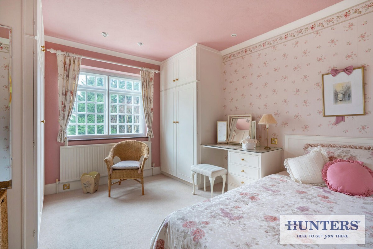 Acacia Park Terrace, Rawdon Border