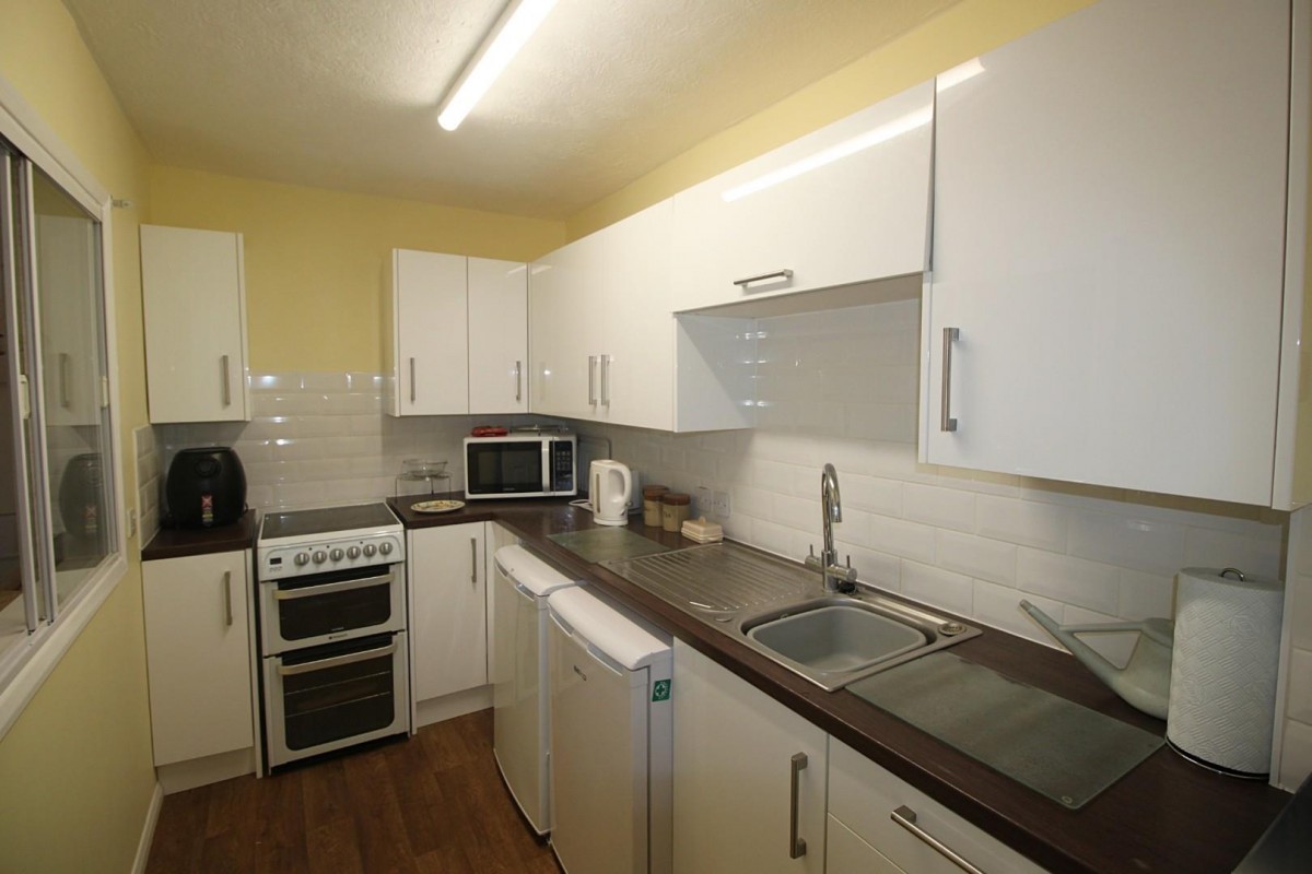 Hamble Lane, Hamble, Southampton, SO31 4QE