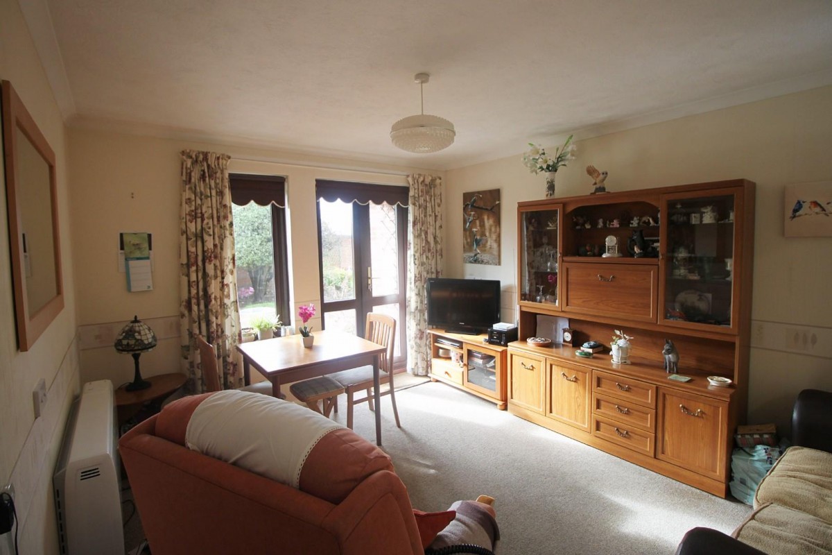 Hamble Lane, Hamble, Southampton, SO31 4QE