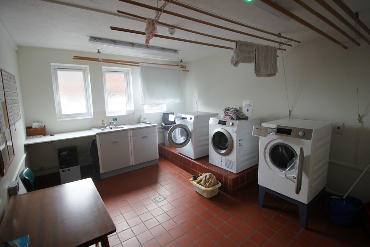 Hamble Lane, Hamble, Southampton, SO31 4QE