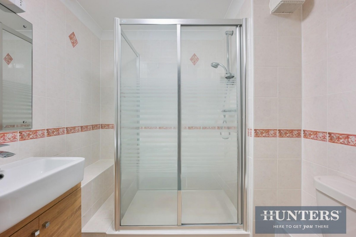 Kingston Road, Epsom