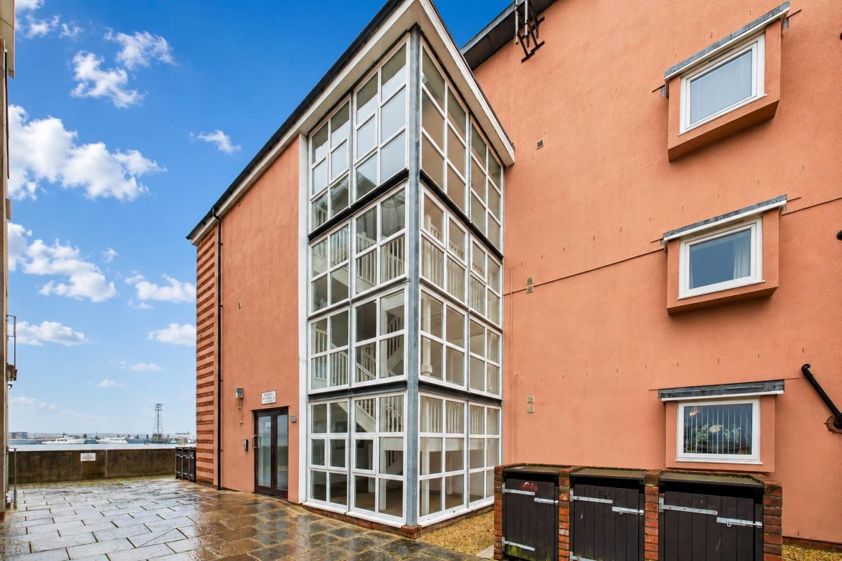 Davidson Close, Hythe, Southampton