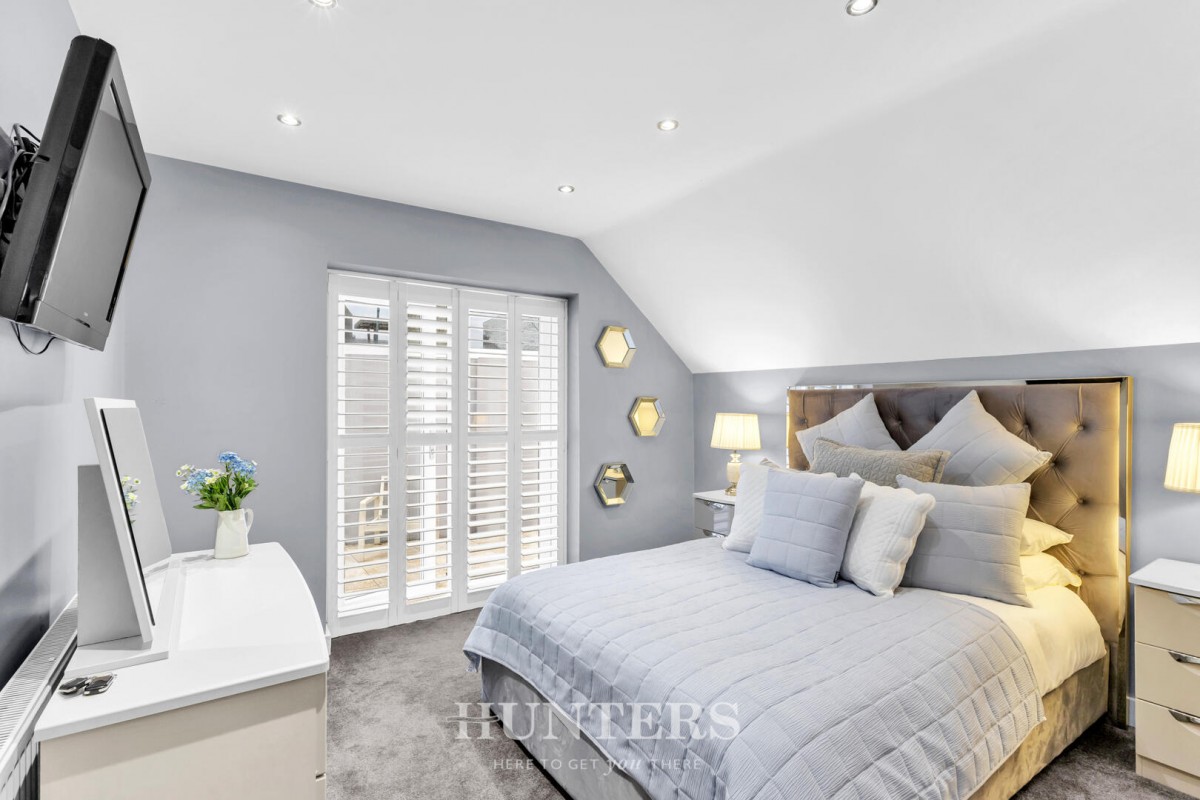 Mount Pleasant, Middleton, Manchester, M24