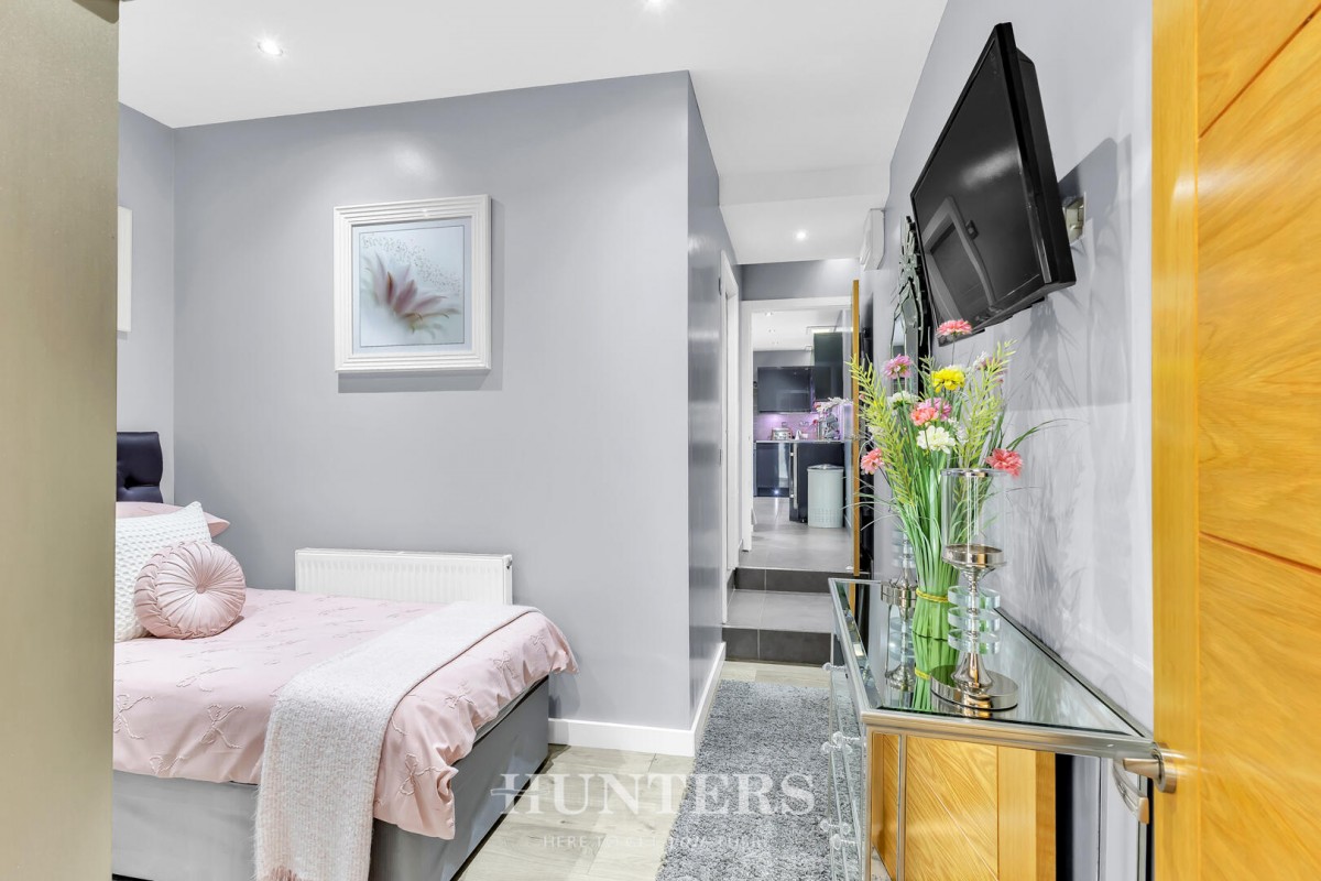 Mount Pleasant, Middleton, Manchester, M24