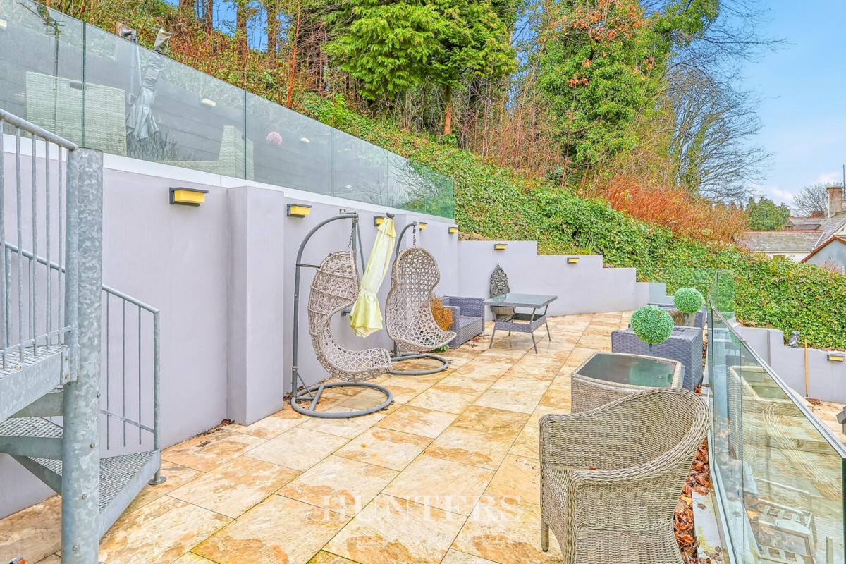 Mount Pleasant, Middleton, Manchester, M24