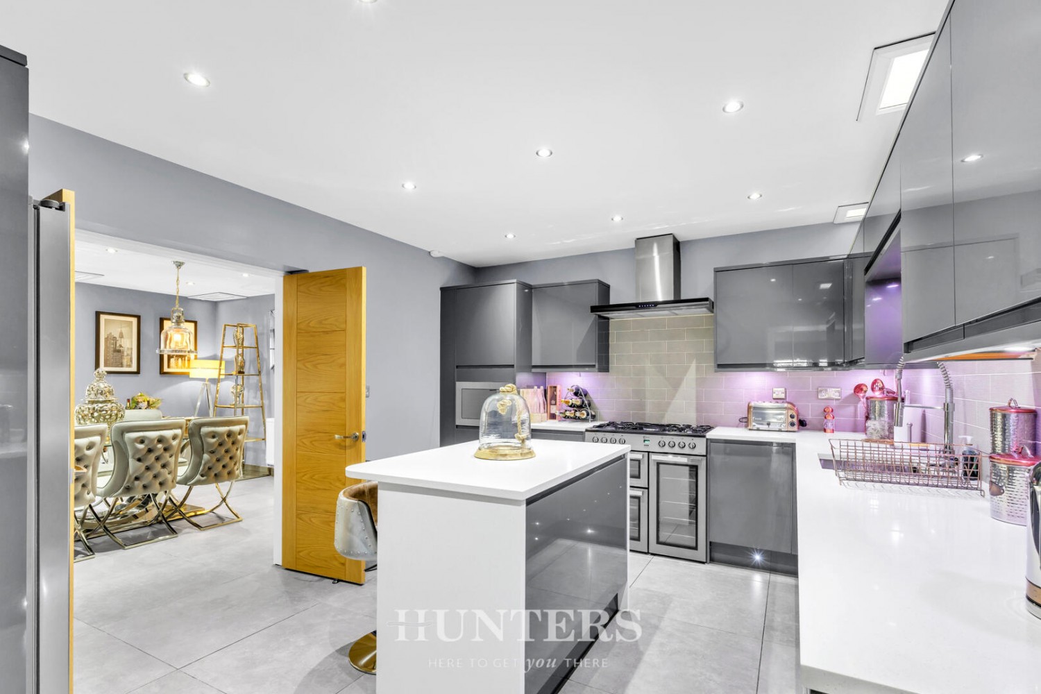 Mount Pleasant, Middleton, Manchester, M24