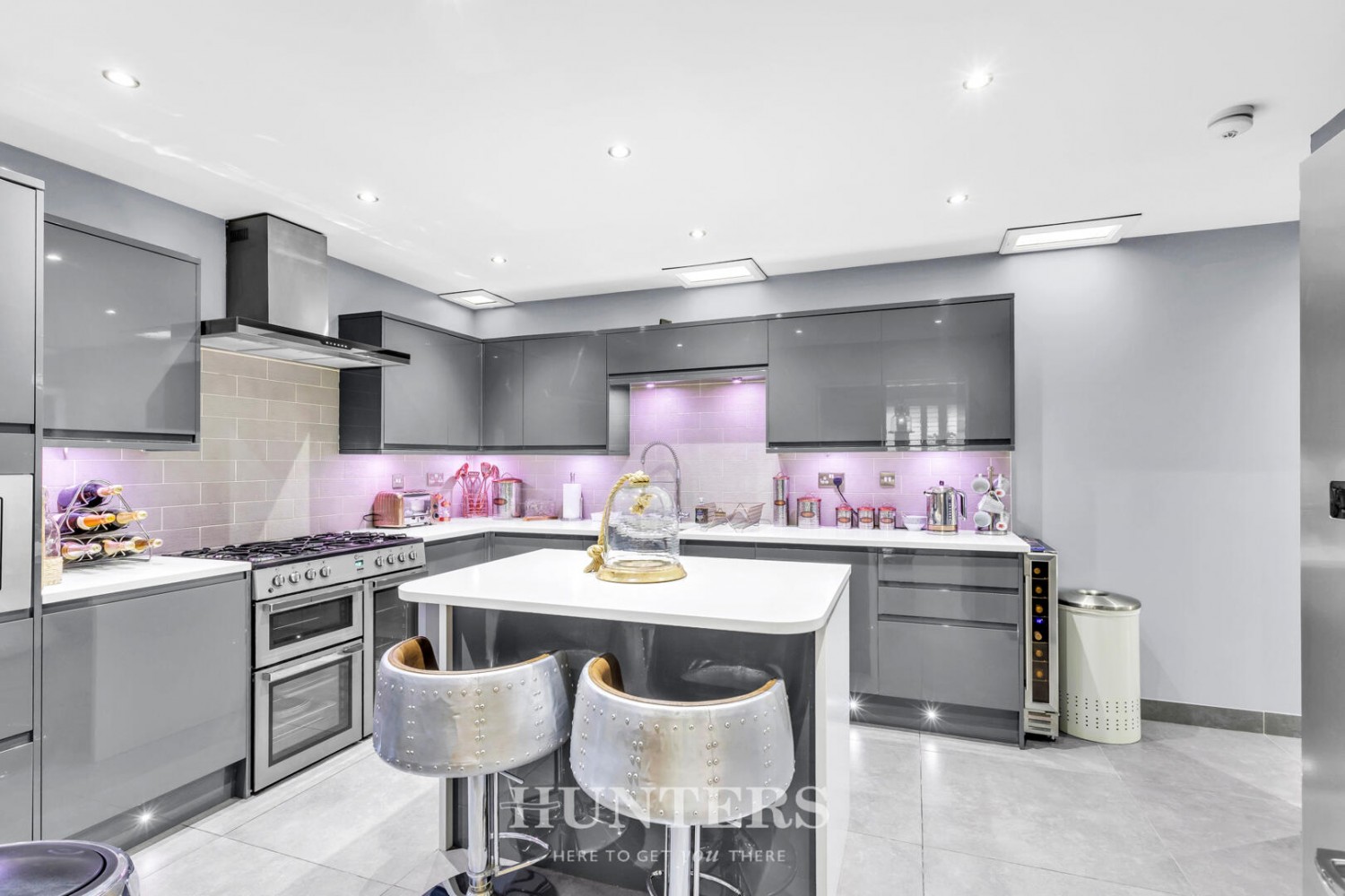 Mount Pleasant, Middleton, Manchester, M24