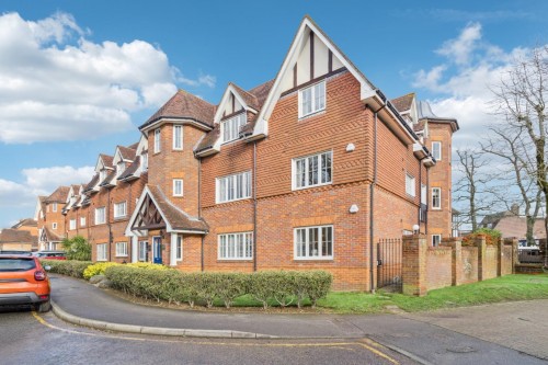 Oakfield Close, Amersham, Buckinghamshire, HP6 5TA