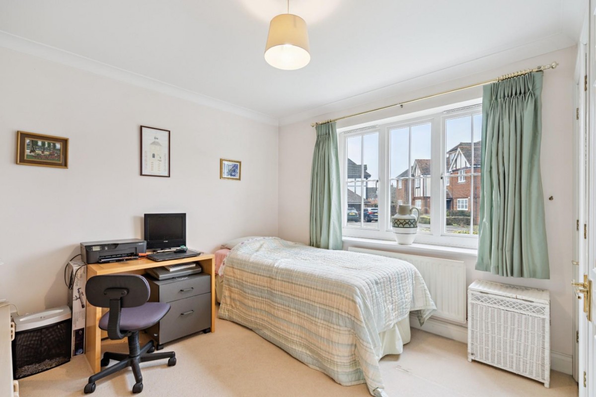 Oakfield Close, Amersham, Buckinghamshire, HP6 5TA