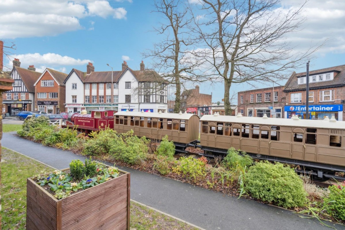 Oakfield Close, Amersham, Buckinghamshire, HP6 5TA