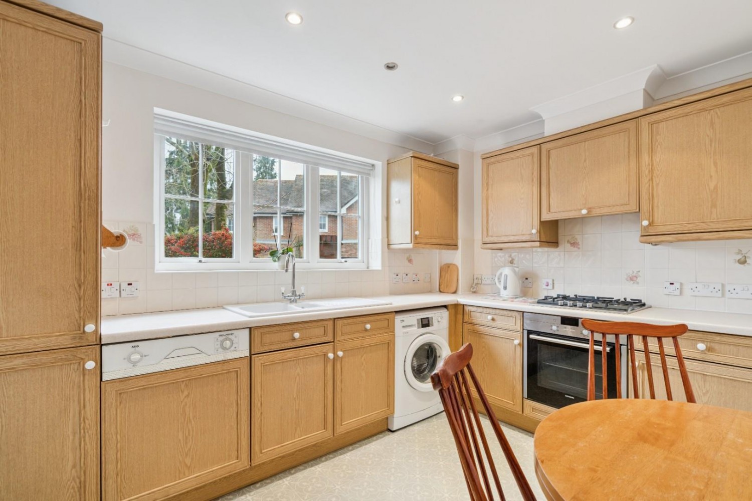 Oakfield Close, Amersham, Buckinghamshire, HP6 5TA