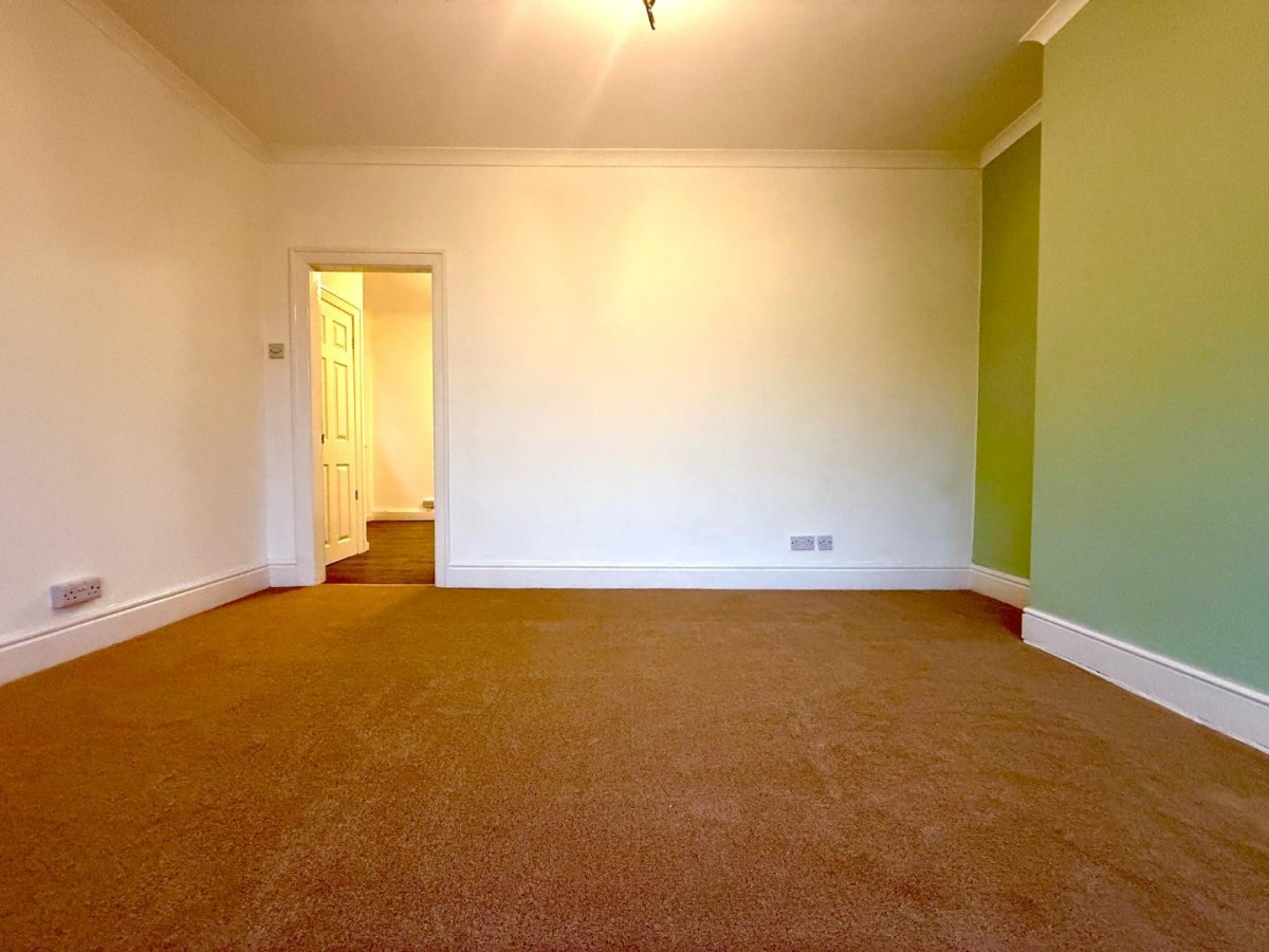 Leeds Road, Dewsbury