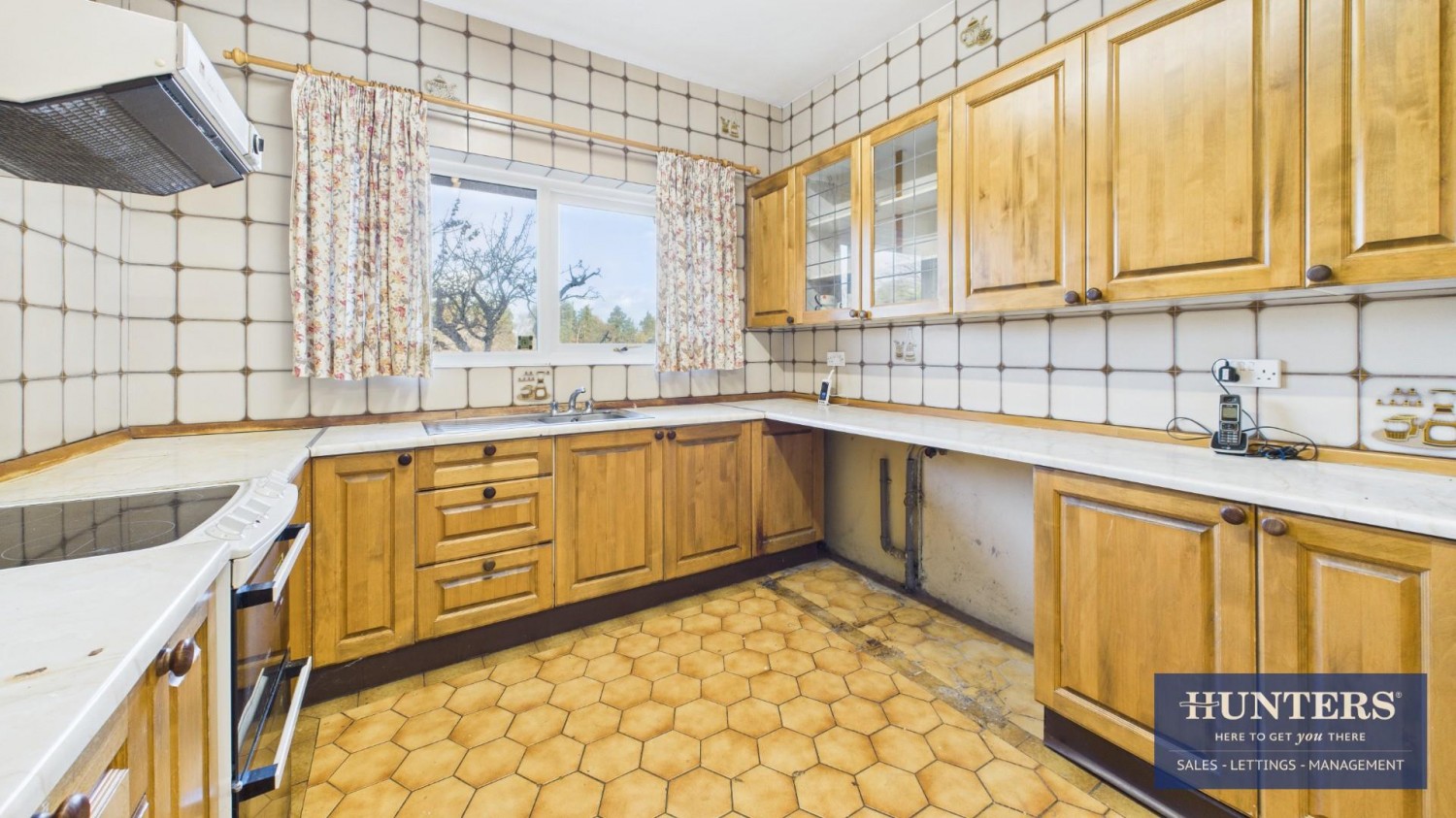 Peareth Hall Road, Washington