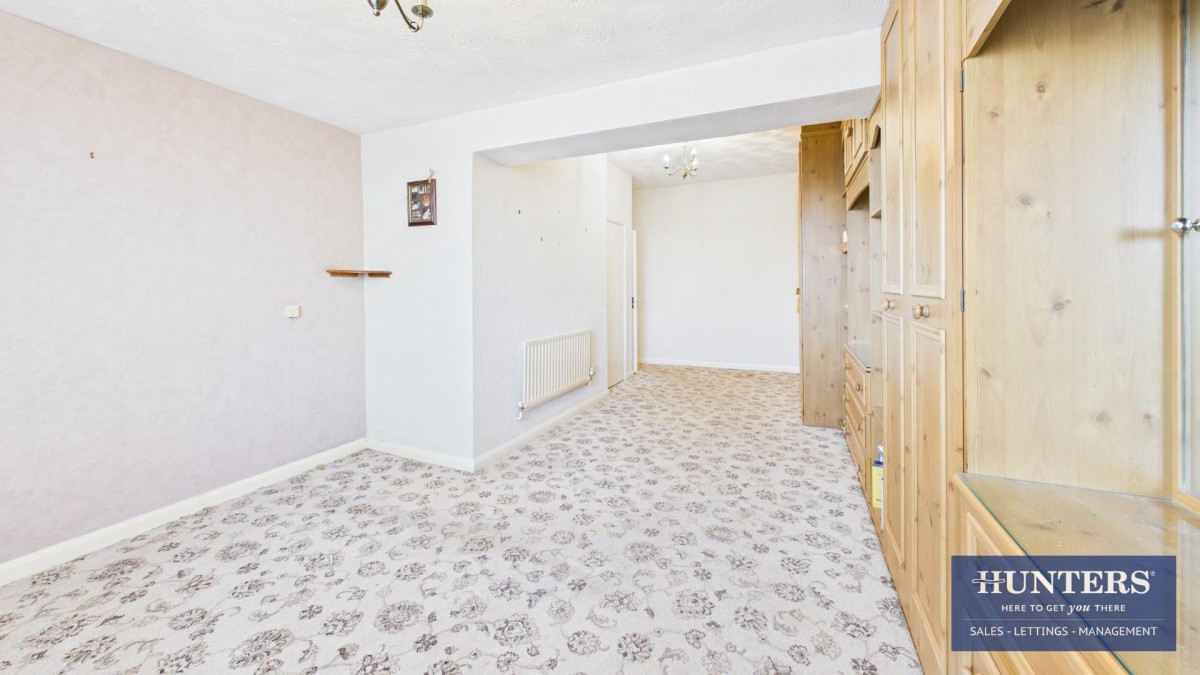 Peareth Hall Road, Washington