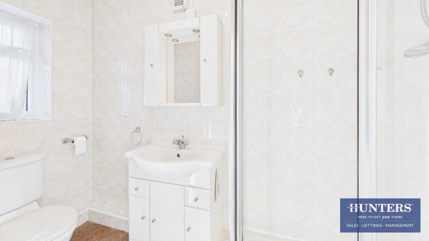 Peareth Hall Road, Washington