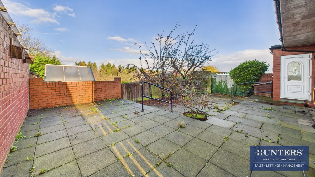 Peareth Hall Road, Washington