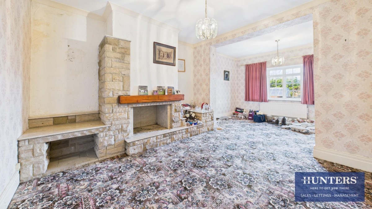 Peareth Hall Road, Washington