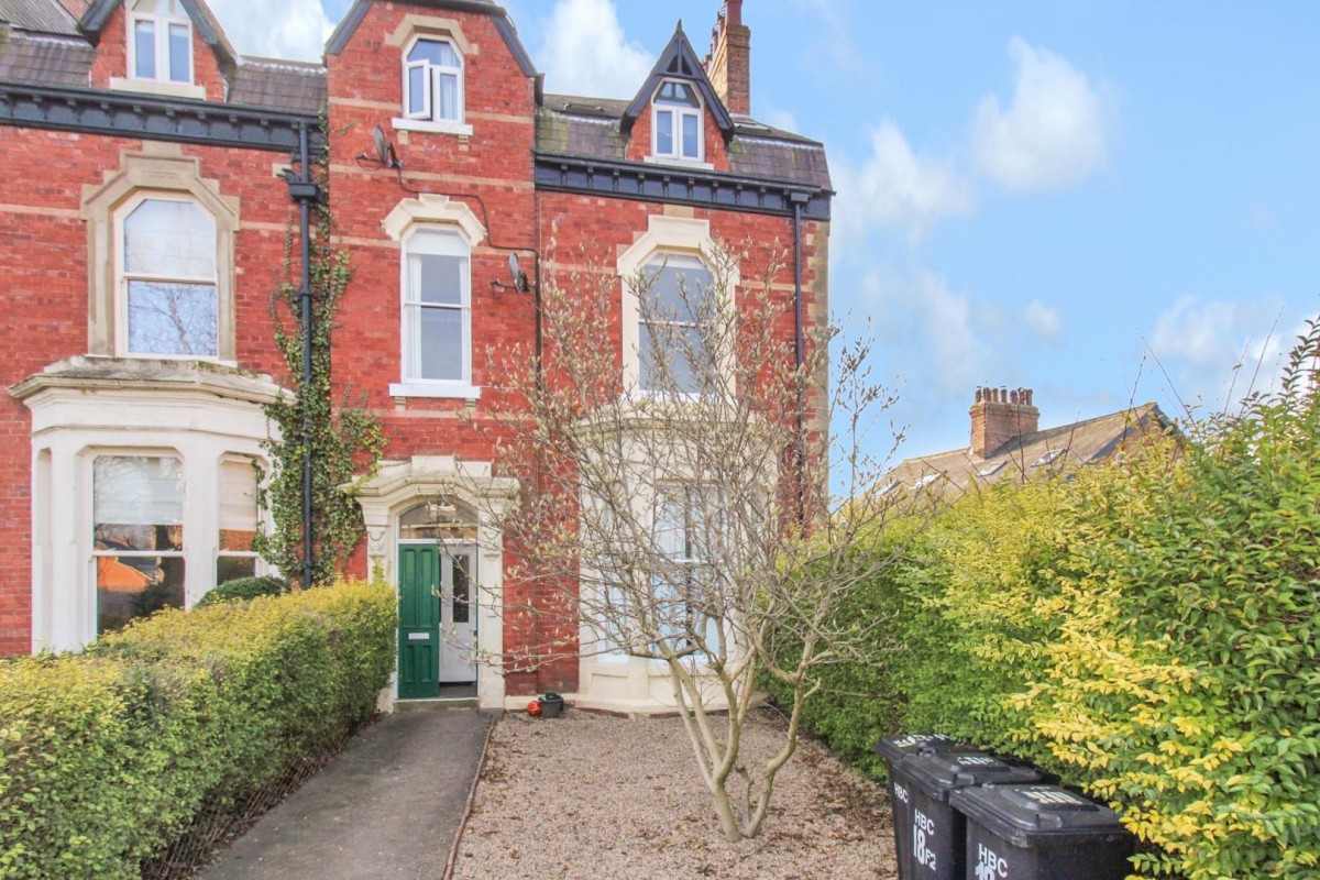 Flat 2 18 Palace Road, Ripon