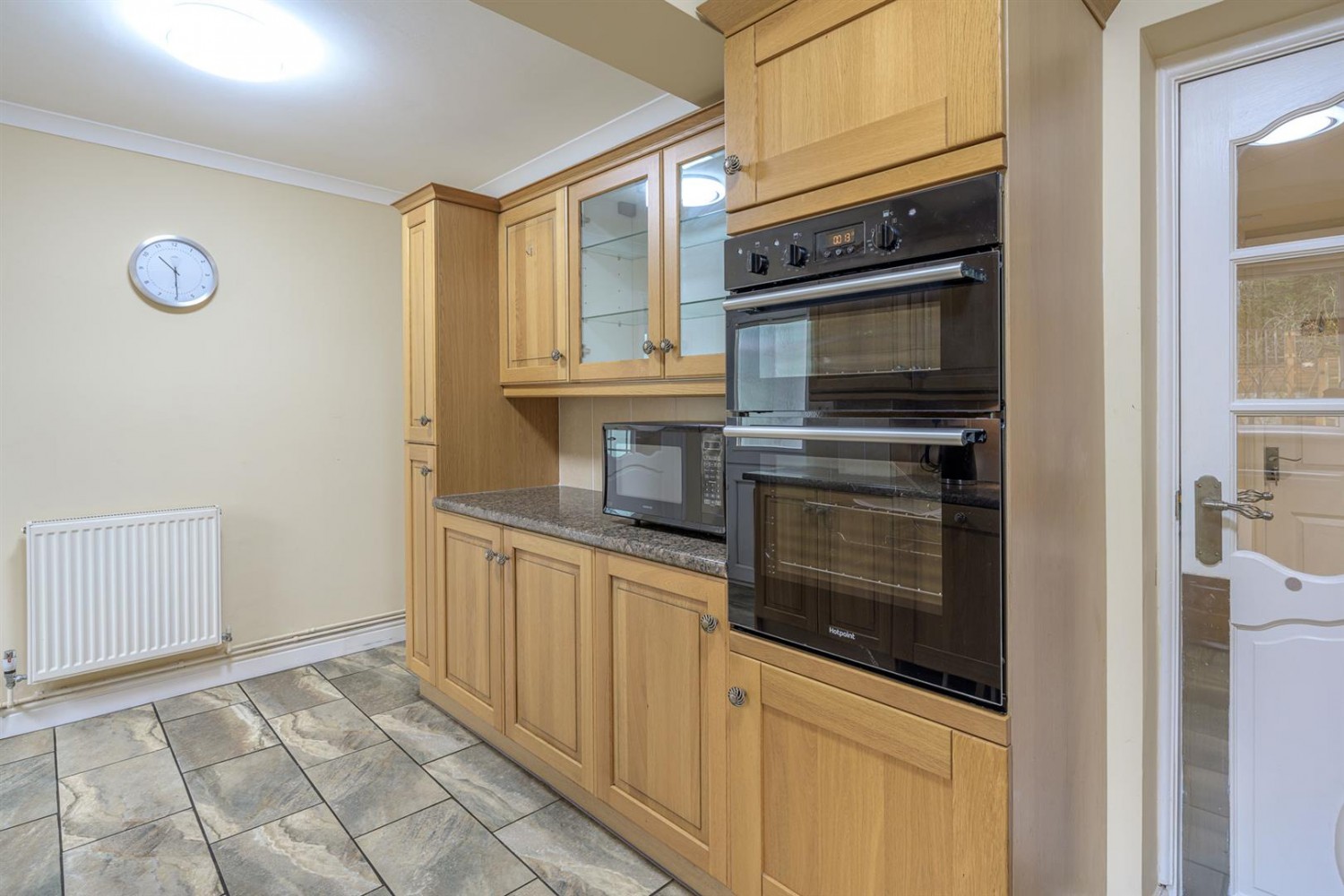 Oregon Close, Kingswinford, DY6 8SJ