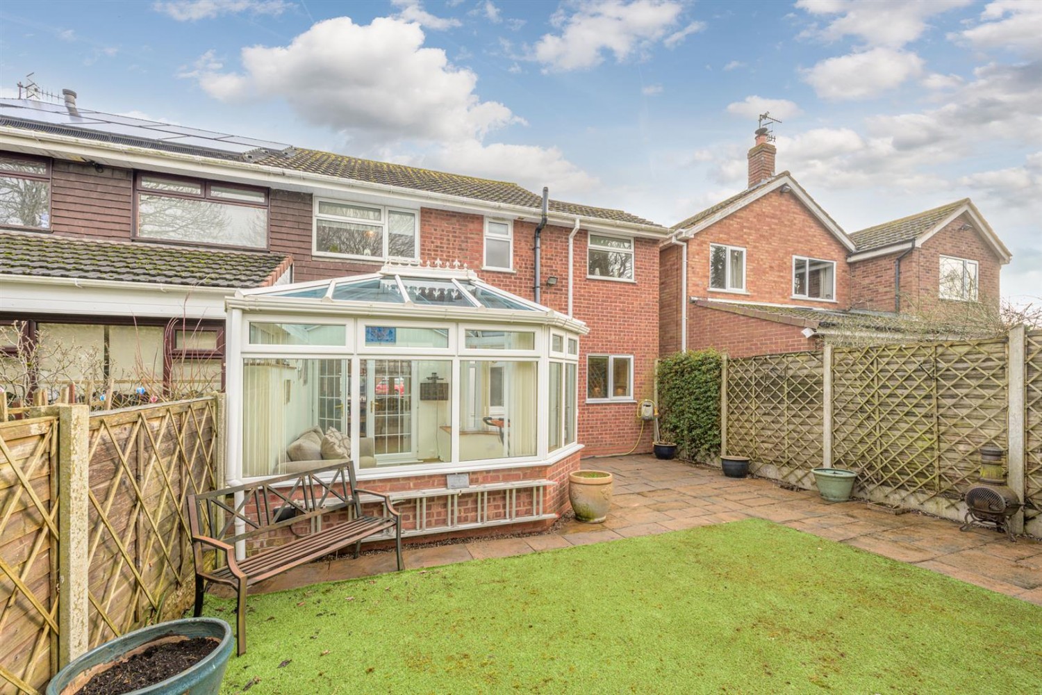 Oregon Close, Kingswinford, DY6 8SJ