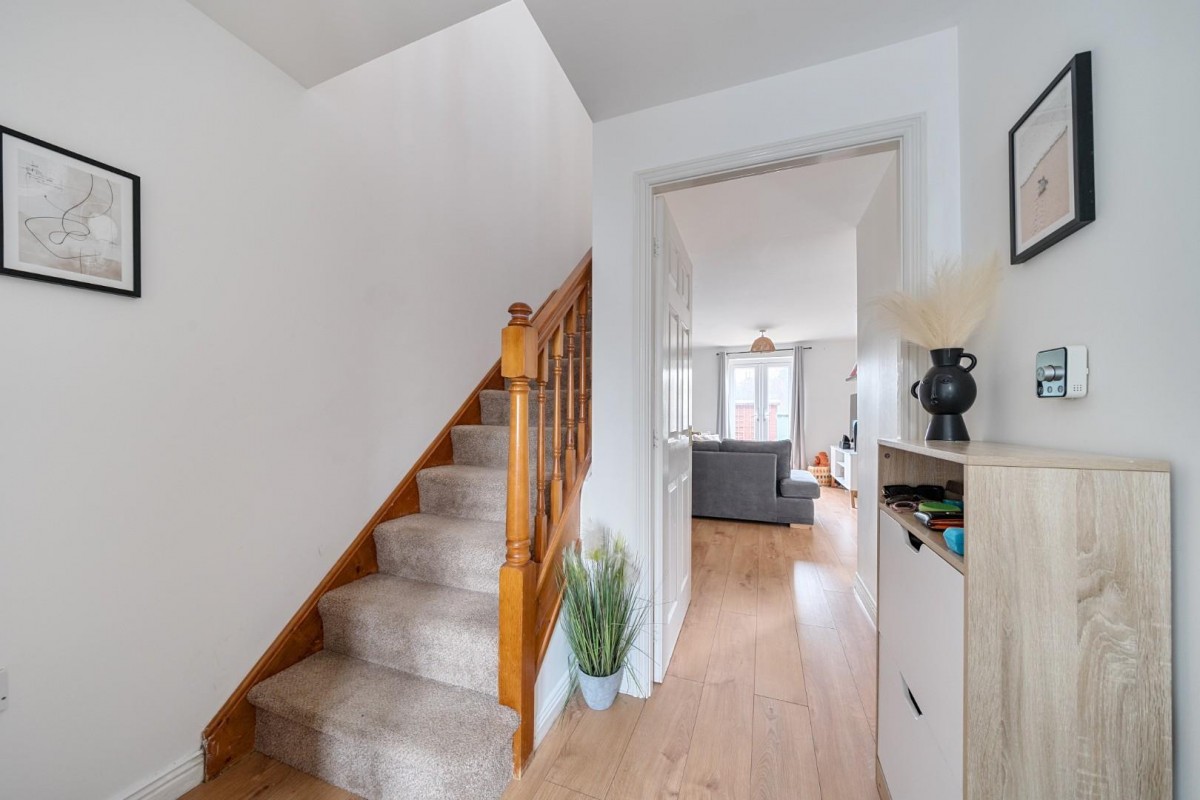 Castle Stream Court, Dursley