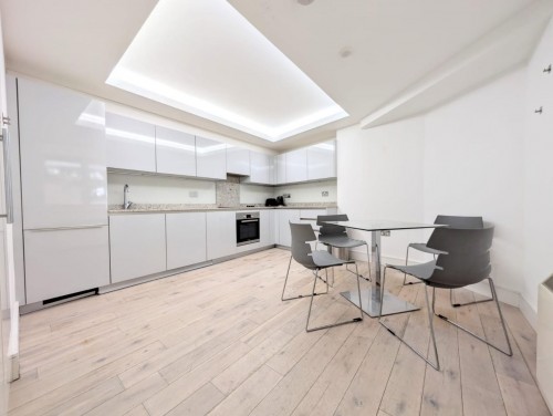 Finchley Road, London, NW2