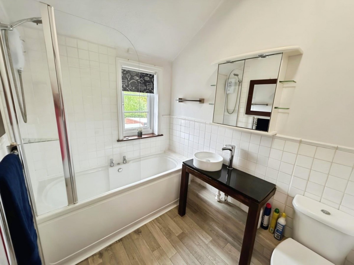 Warwick Road, Knowle, B93 9LU