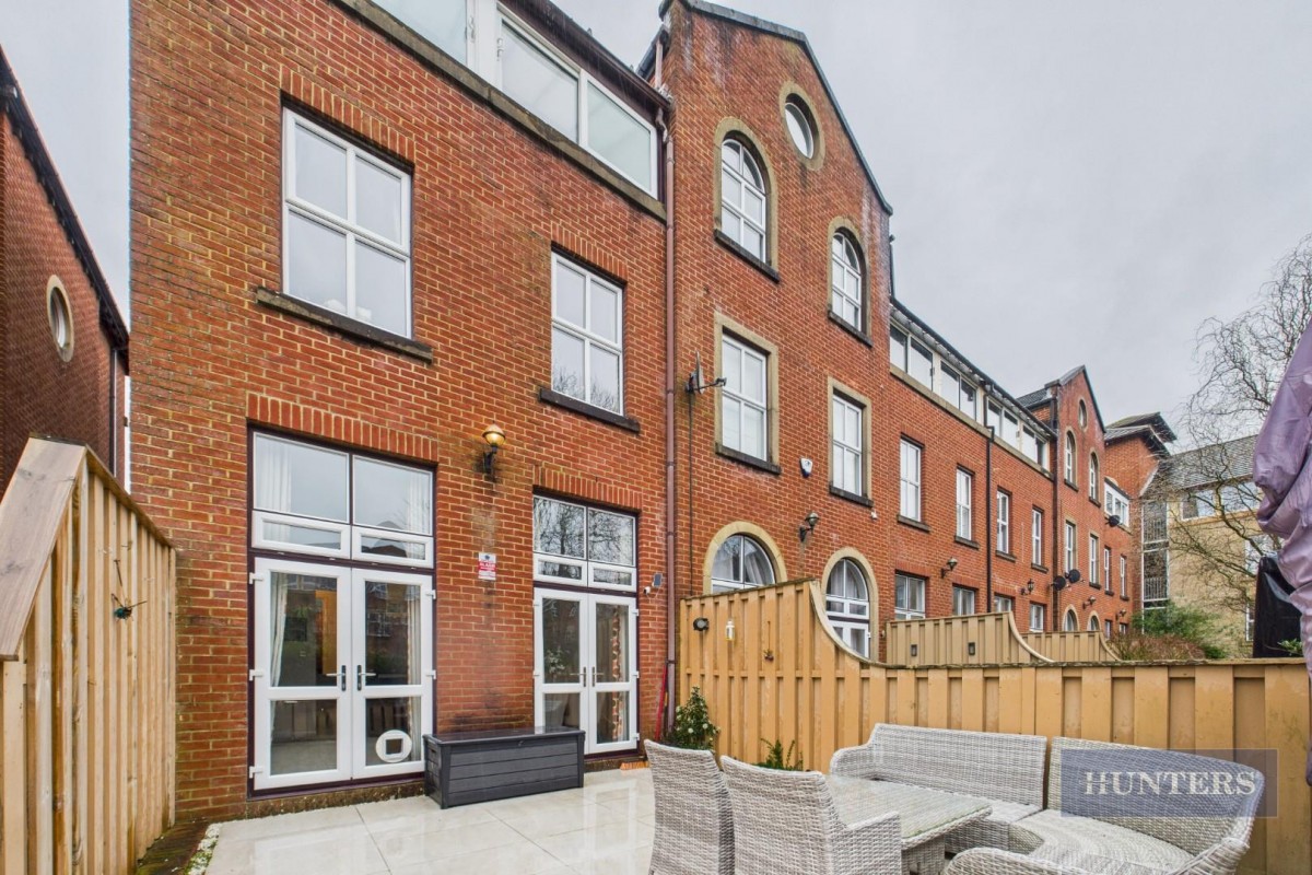 Alcantara Crescent, Southampton