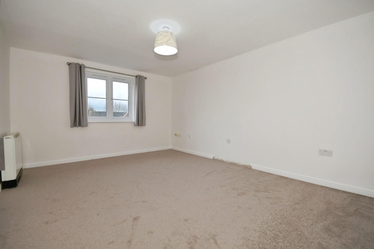 Lincoln Way, North Wingfield, Chesterfield, S42 5RR