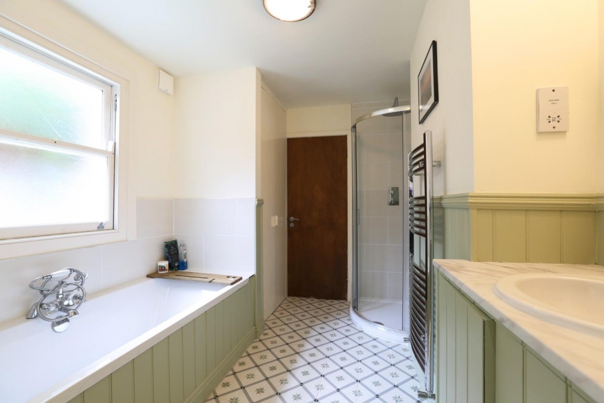 Eastlake Road, London, SE5