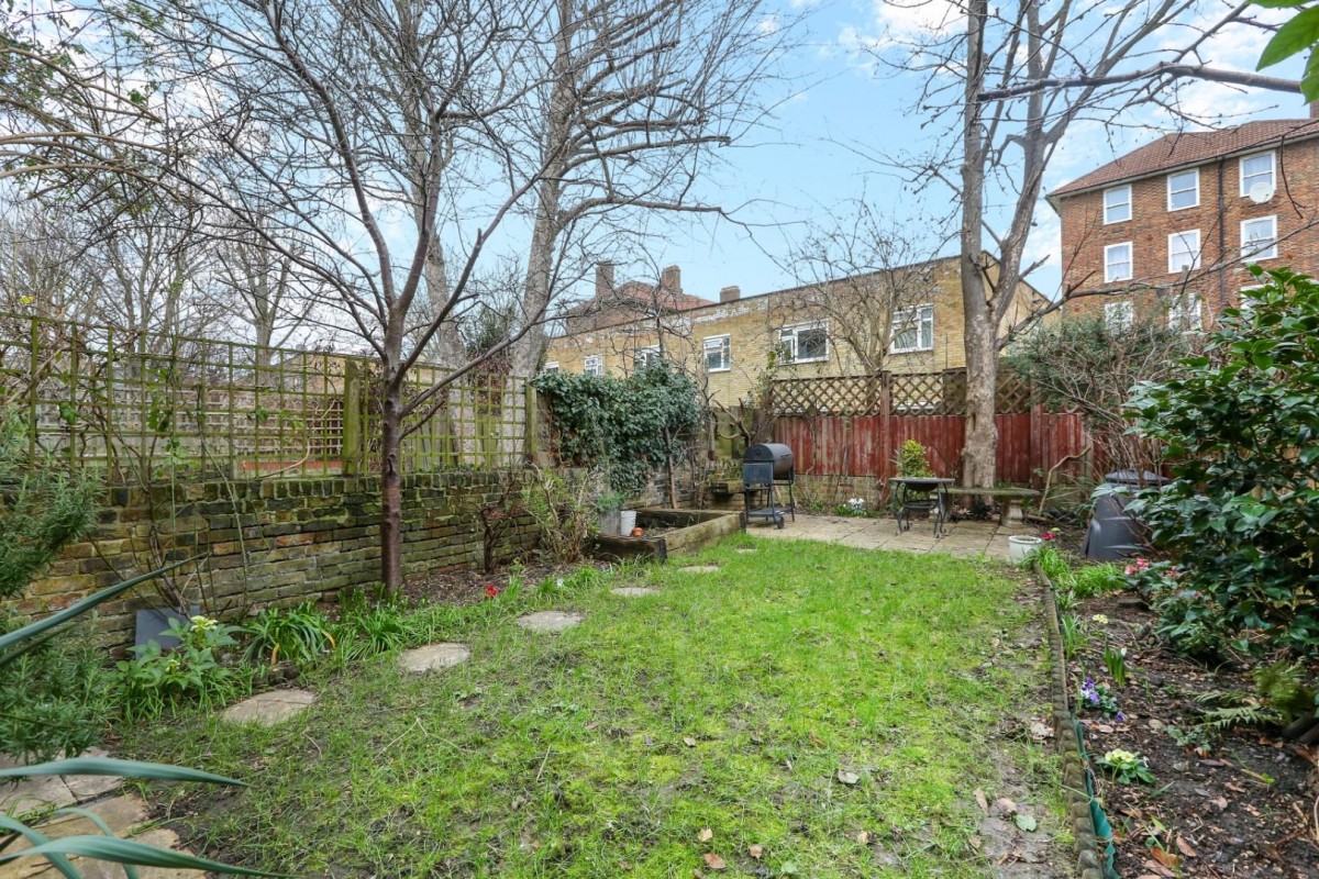 Eastlake Road, London, SE5