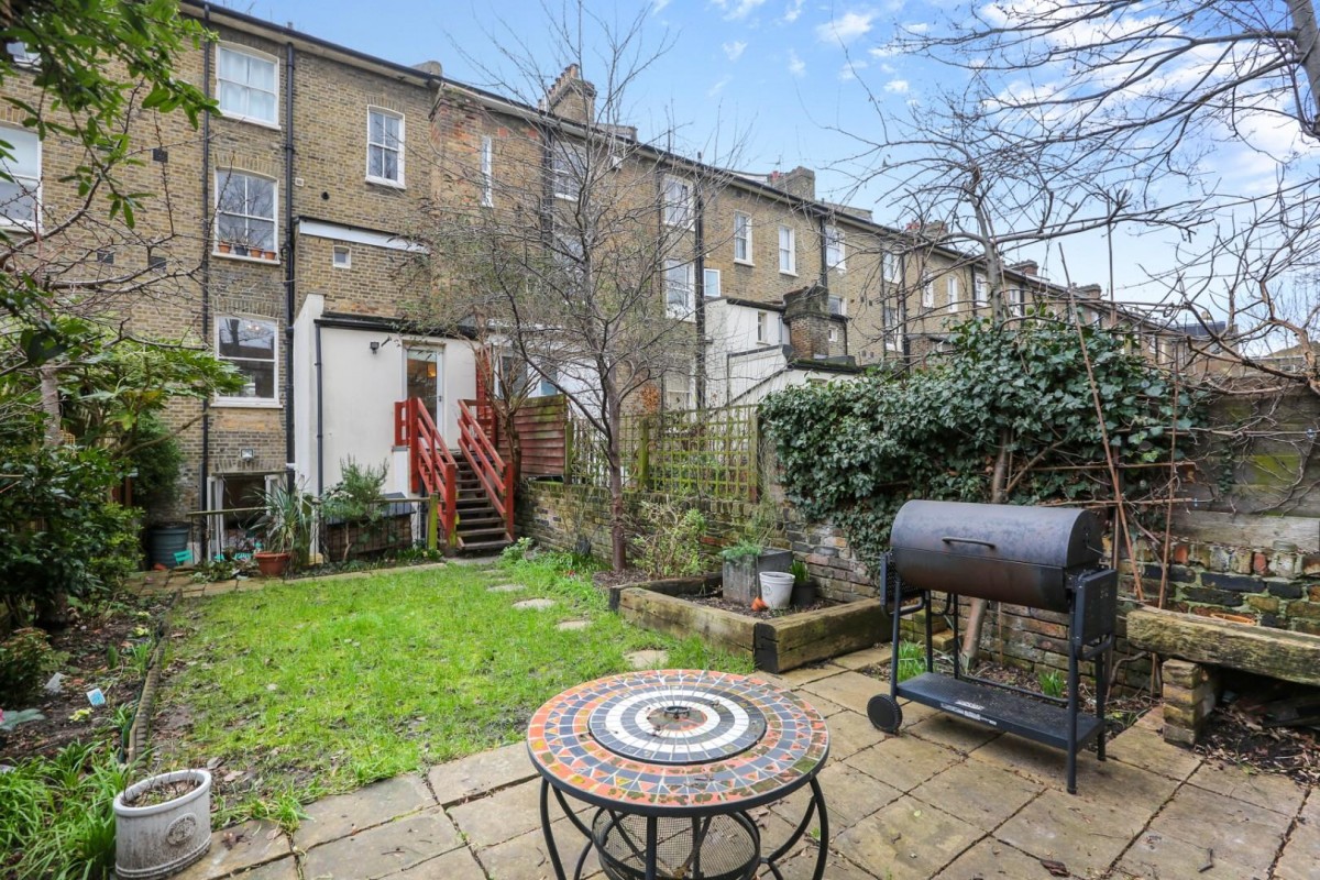 Eastlake Road, London, SE5