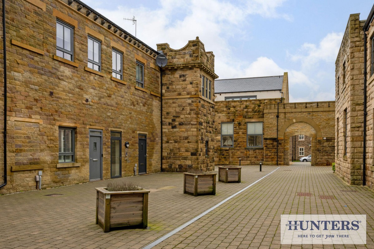 Dyehouse Walk, Yeadon, Leeds