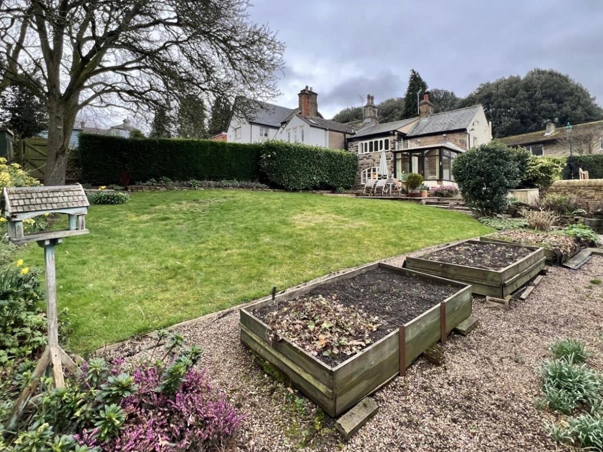 Taylor Hill, Cawthorne, Barnsley