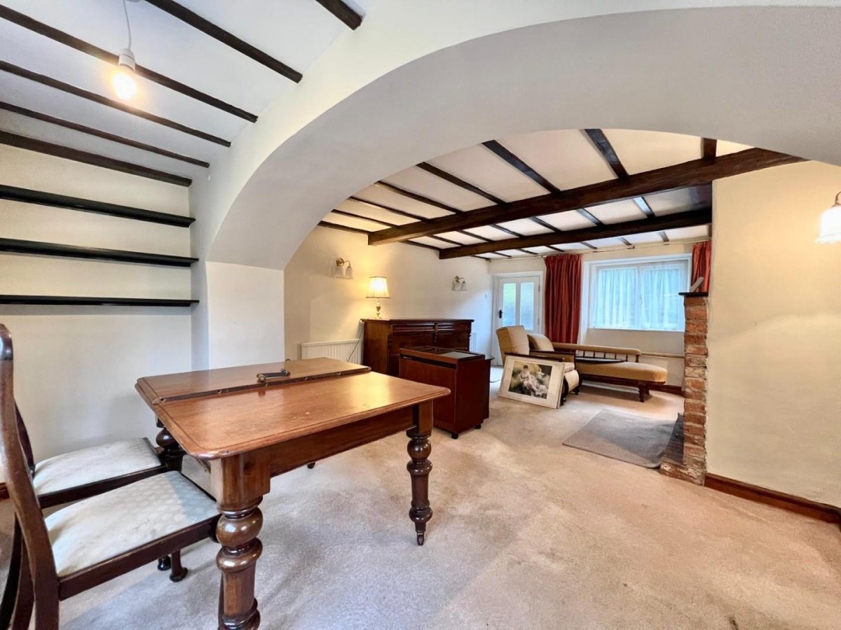 Taylor Hill, Cawthorne, Barnsley