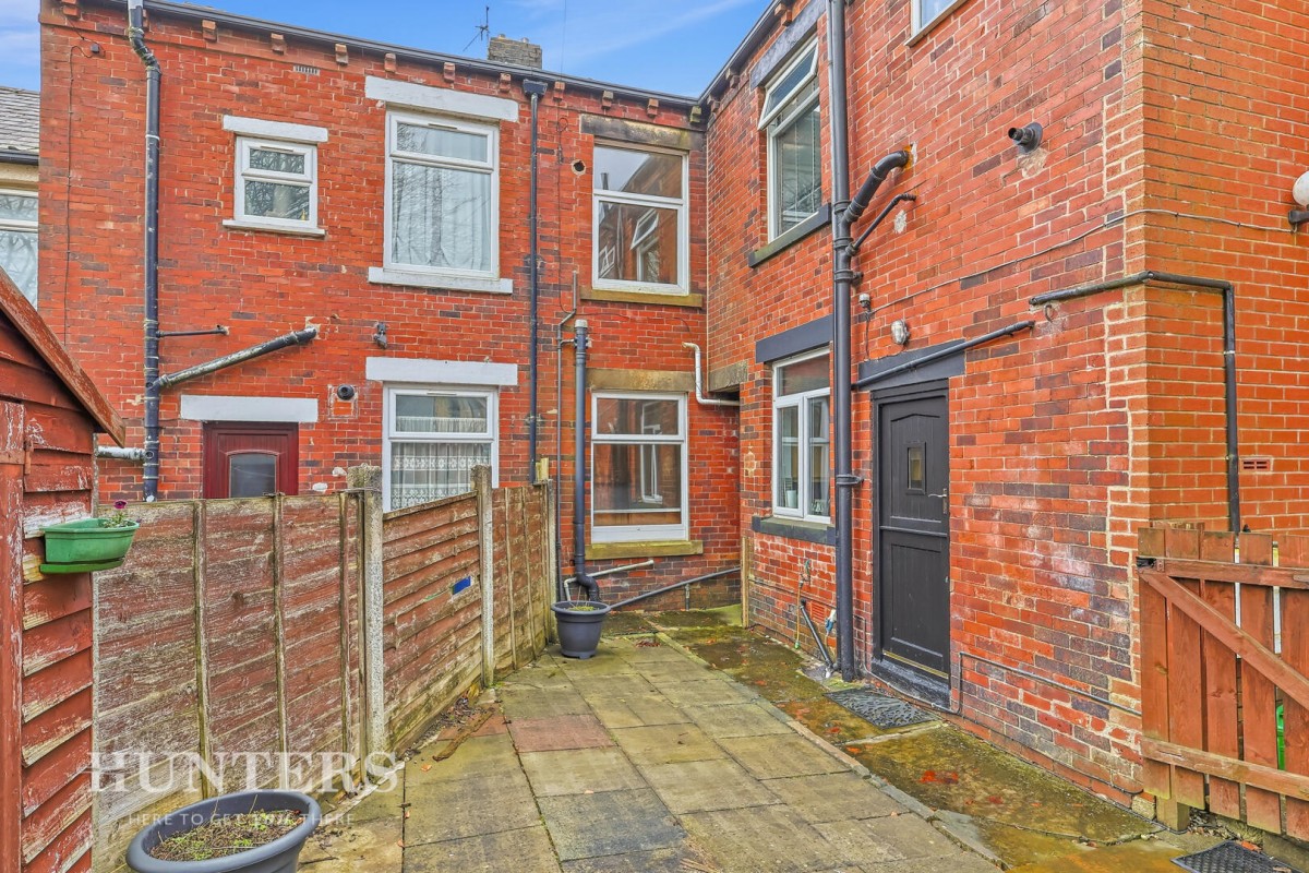 Whitelees Road, Littleborough, OL15 8DU