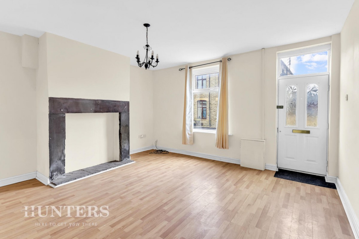 Whitelees Road, Littleborough, OL15 8DU