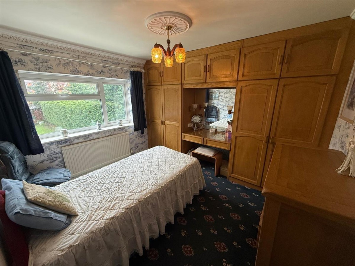 The Firs, Shaftesbury Avenue, Pedmore, Stourbridge, DY9 0YP