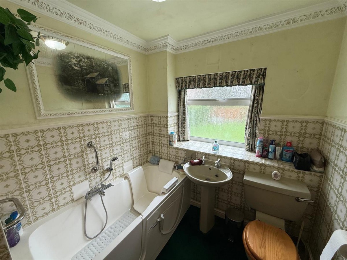 The Firs, Shaftesbury Avenue, Pedmore, Stourbridge, DY9 0YP