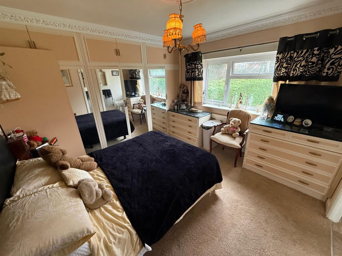 The Firs, Shaftesbury Avenue, Pedmore, Stourbridge, DY9 0YP