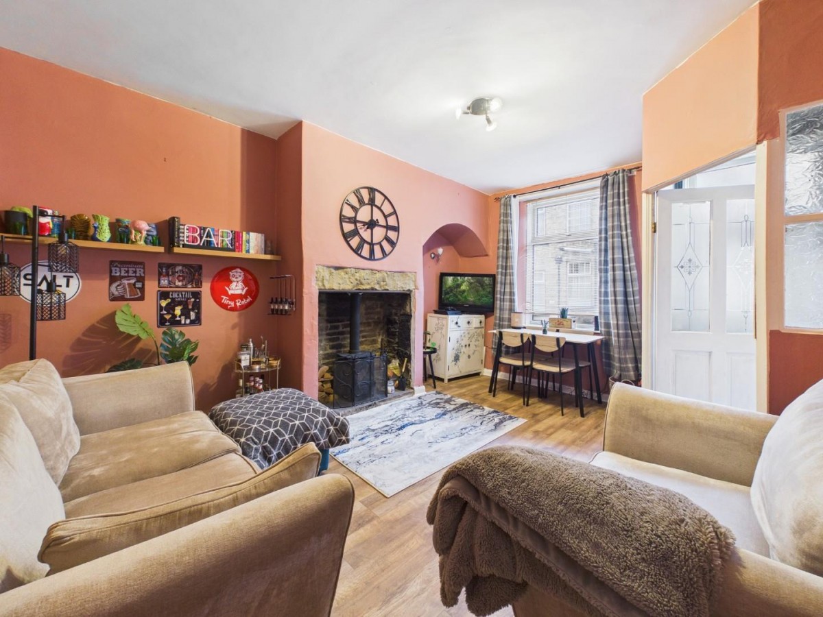 Raven Street, Bingley