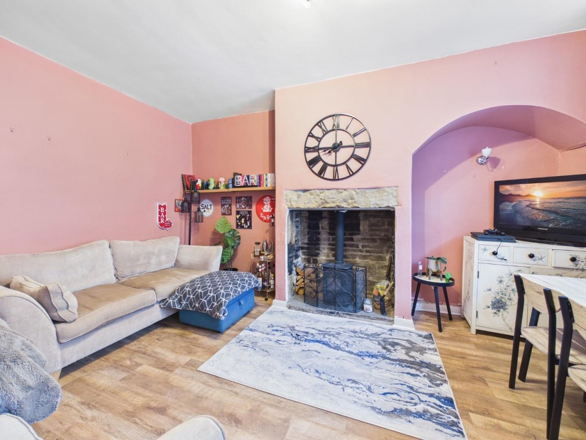 Raven Street, Bingley