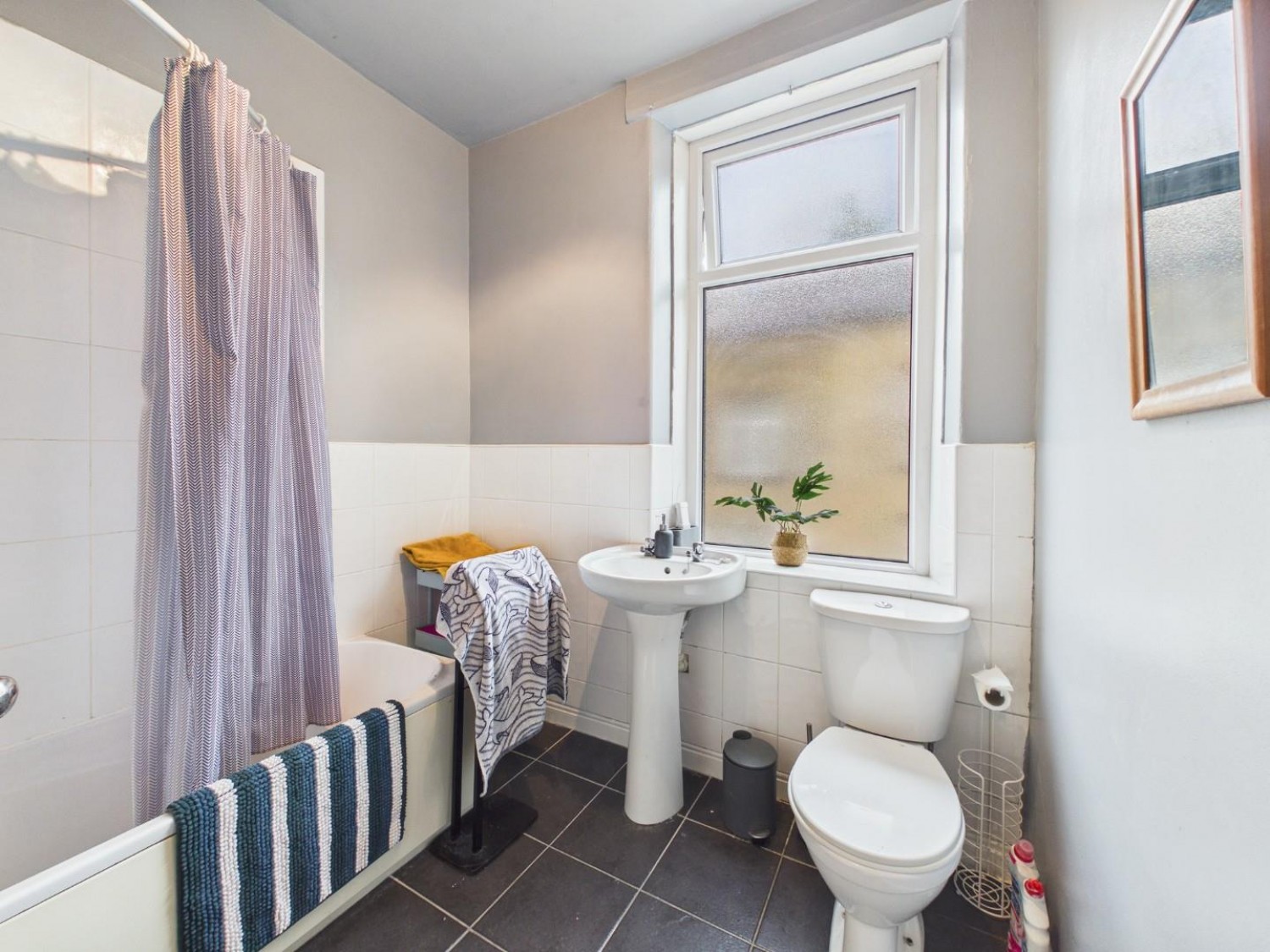 Raven Street, Bingley