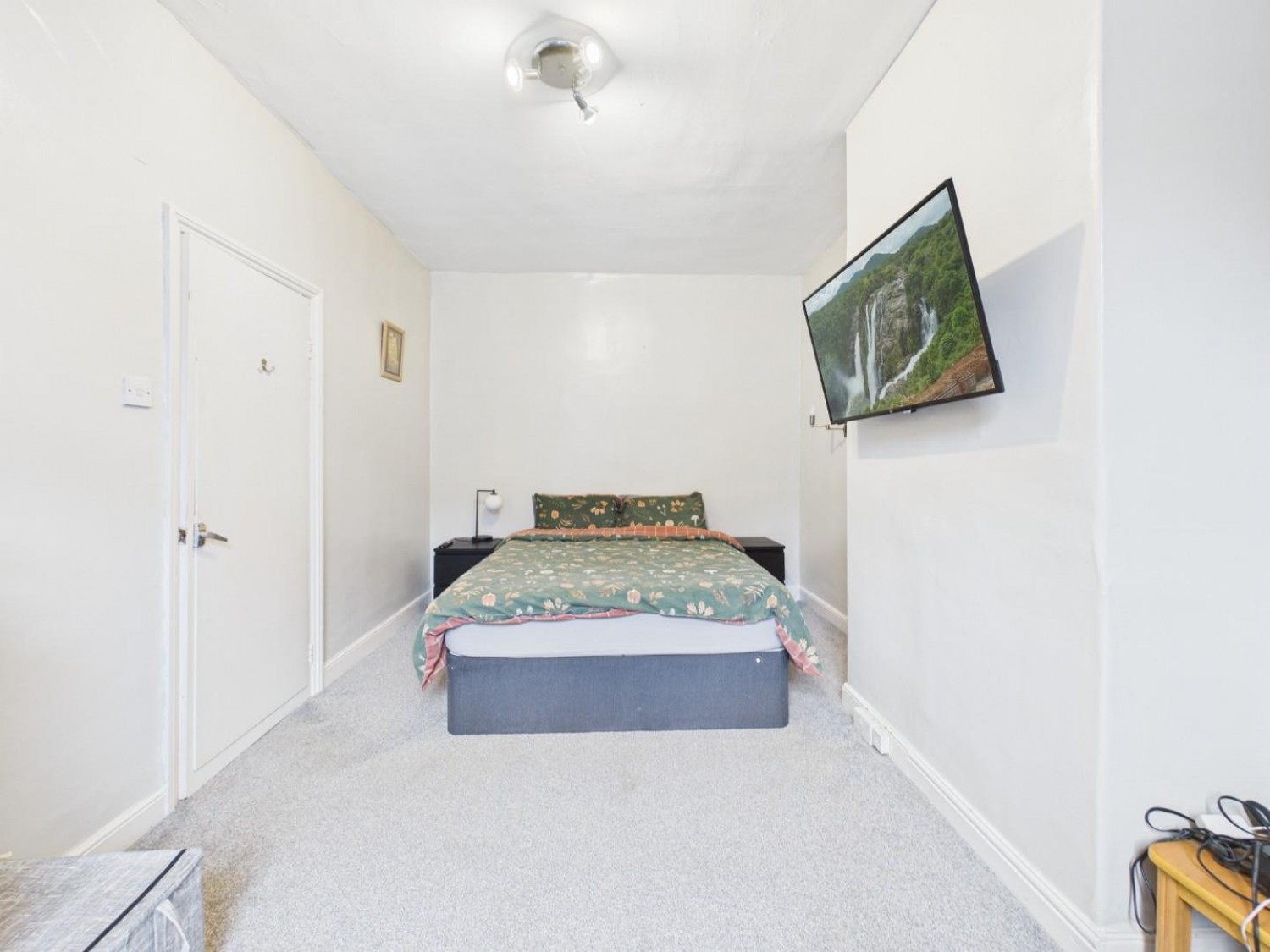 Raven Street, Bingley