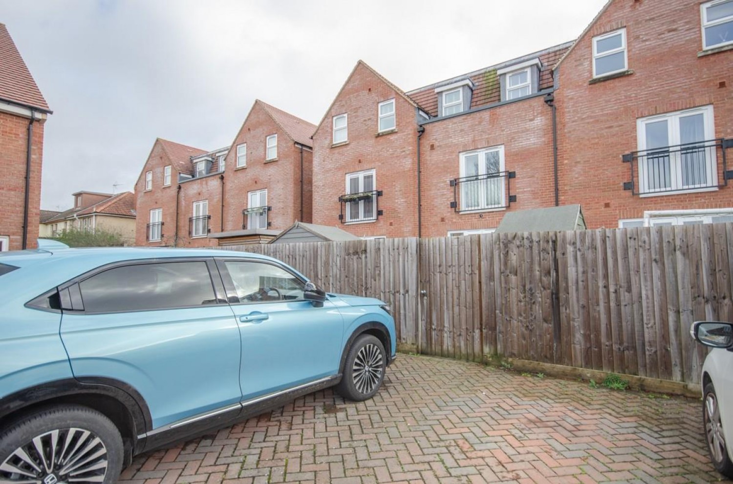 Richmond Grove, Mangotsfield, Bristol, BS16 9AN